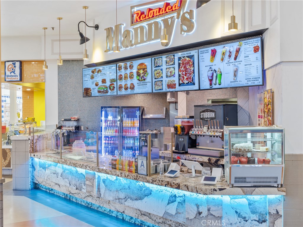 Manny's Reloaded Property Photo 3