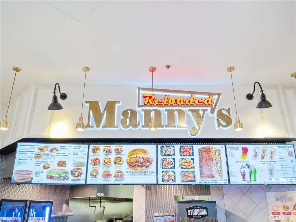 Manny's Reloaded Property Photo 7