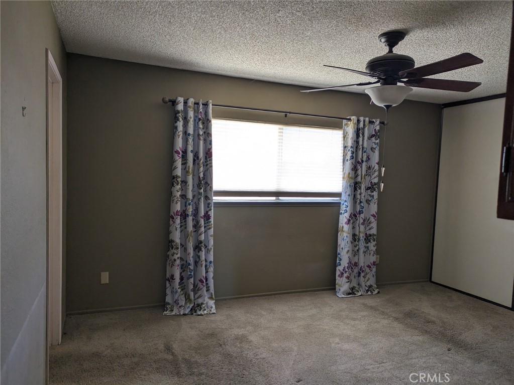 21325 Tono Road Property Photo 15