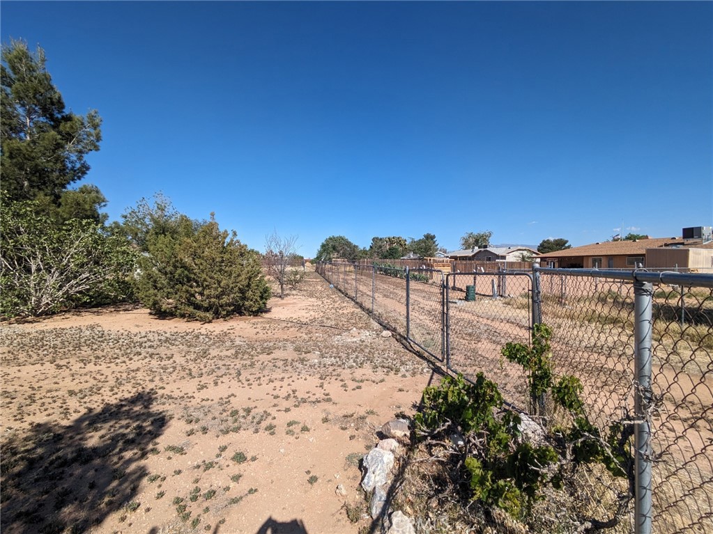 21325 Tono Road Property Photo 31