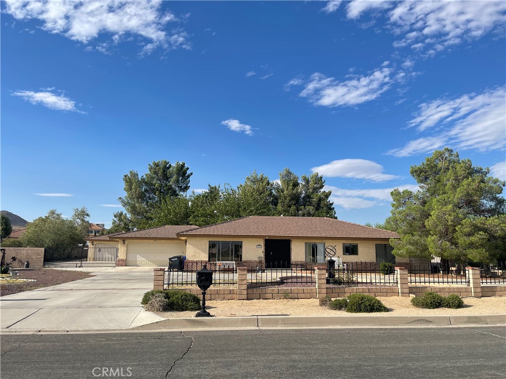 18428 Siskiyou Road Property Photo