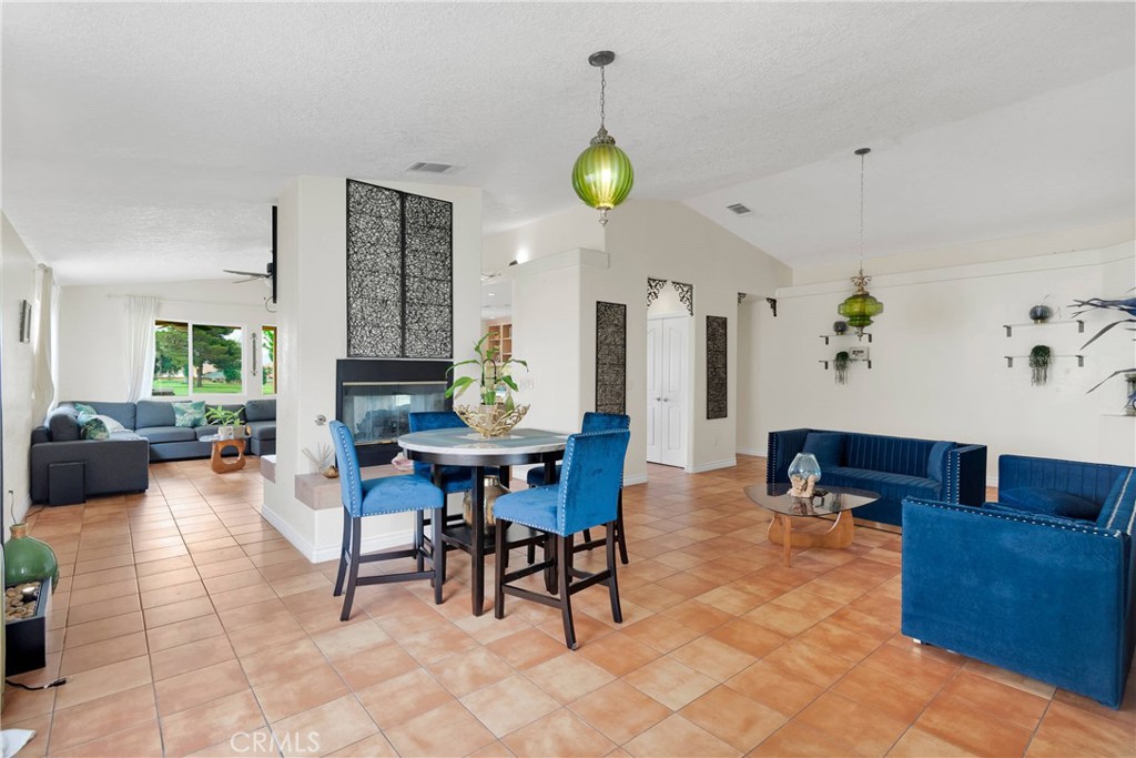 12775 Rain Shadow Road Property Photo 4