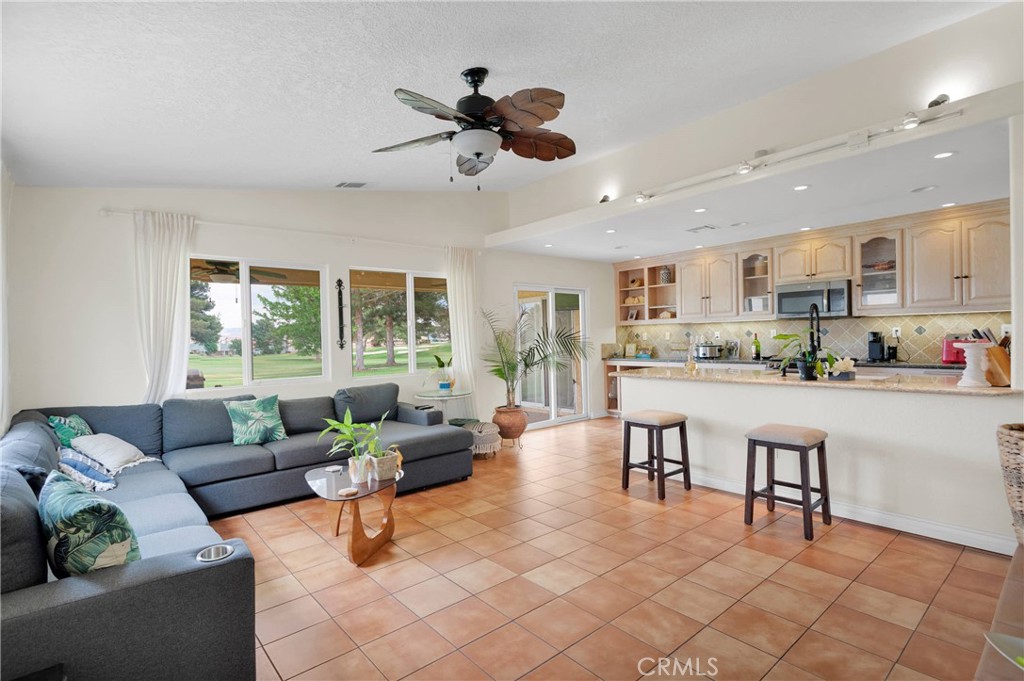 12775 Rain Shadow Road Property Photo 8