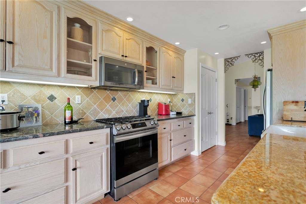 12775 Rain Shadow Road Property Photo 13