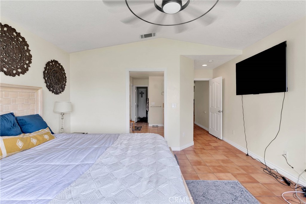 12775 Rain Shadow Road Property Photo 17