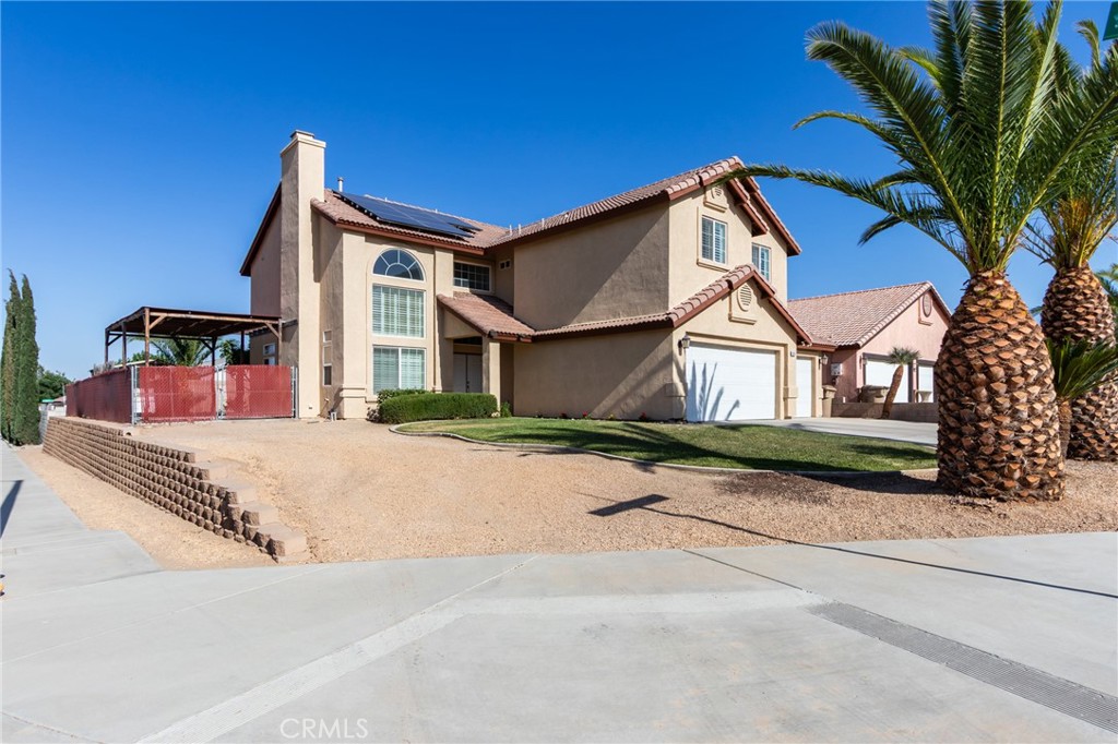 8961 Newcastle Avenue Property Photo 4