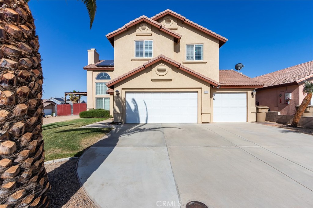 8961 Newcastle Avenue Property Photo 5