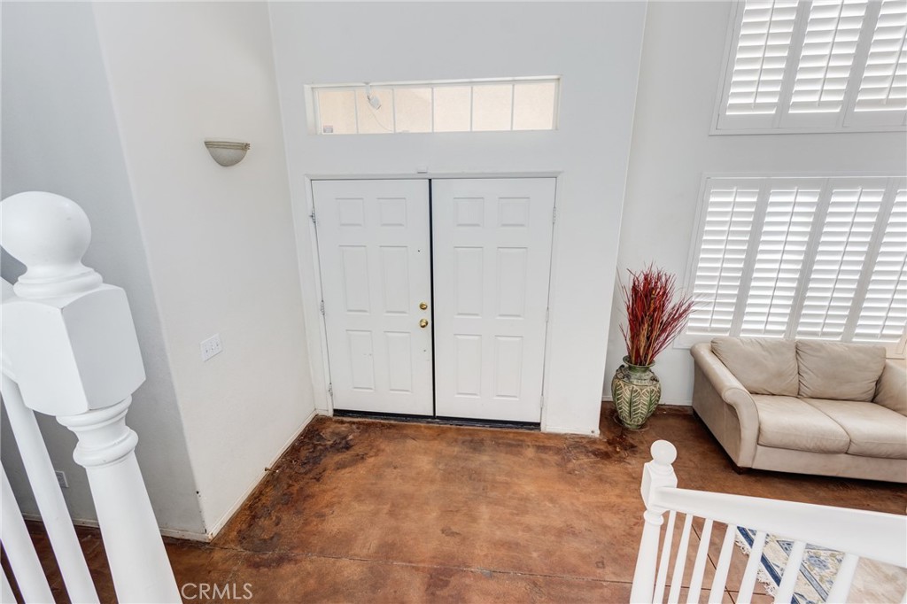 8961 Newcastle Avenue Property Photo 11