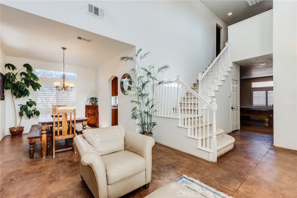 8961 Newcastle Avenue Property Photo 12