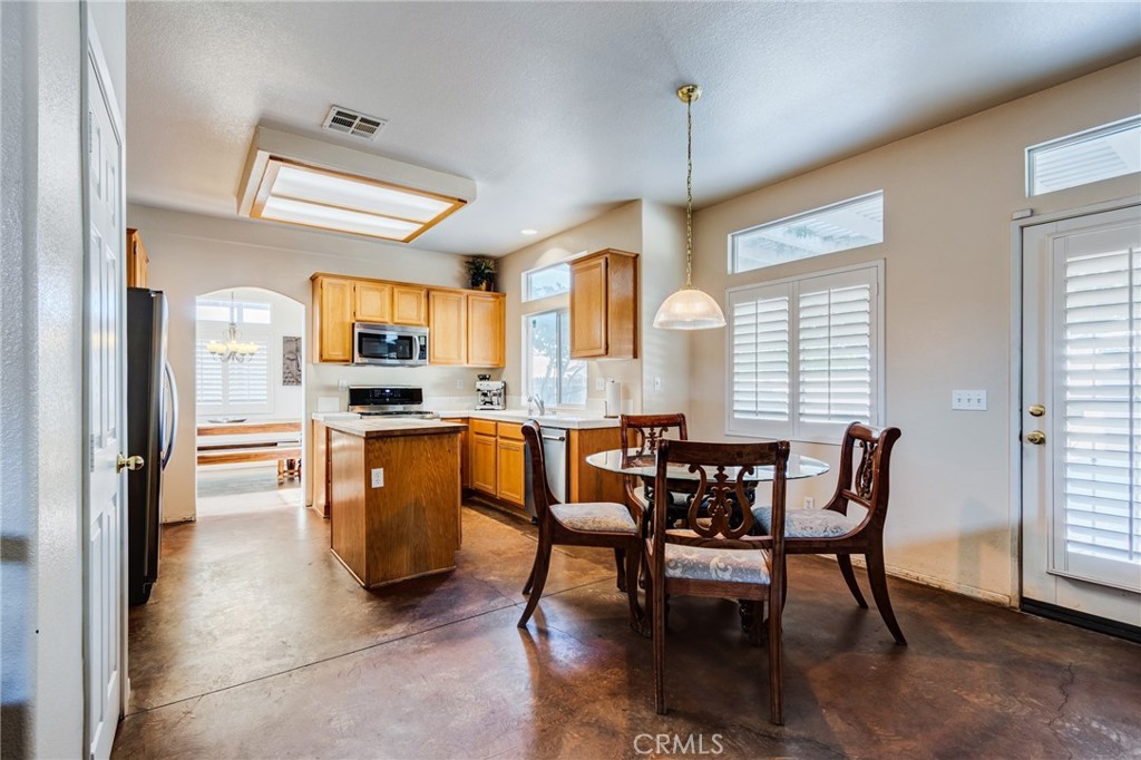 8961 Newcastle Avenue Property Photo 19