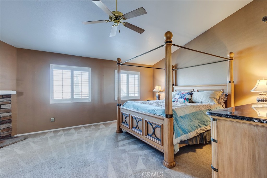 8961 Newcastle Avenue Property Photo 28