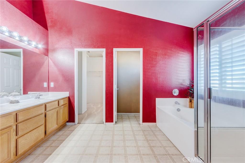 8961 Newcastle Avenue Property Photo 31