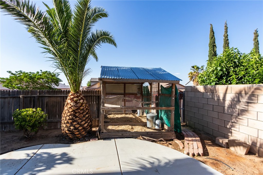 8961 Newcastle Avenue Property Photo 54