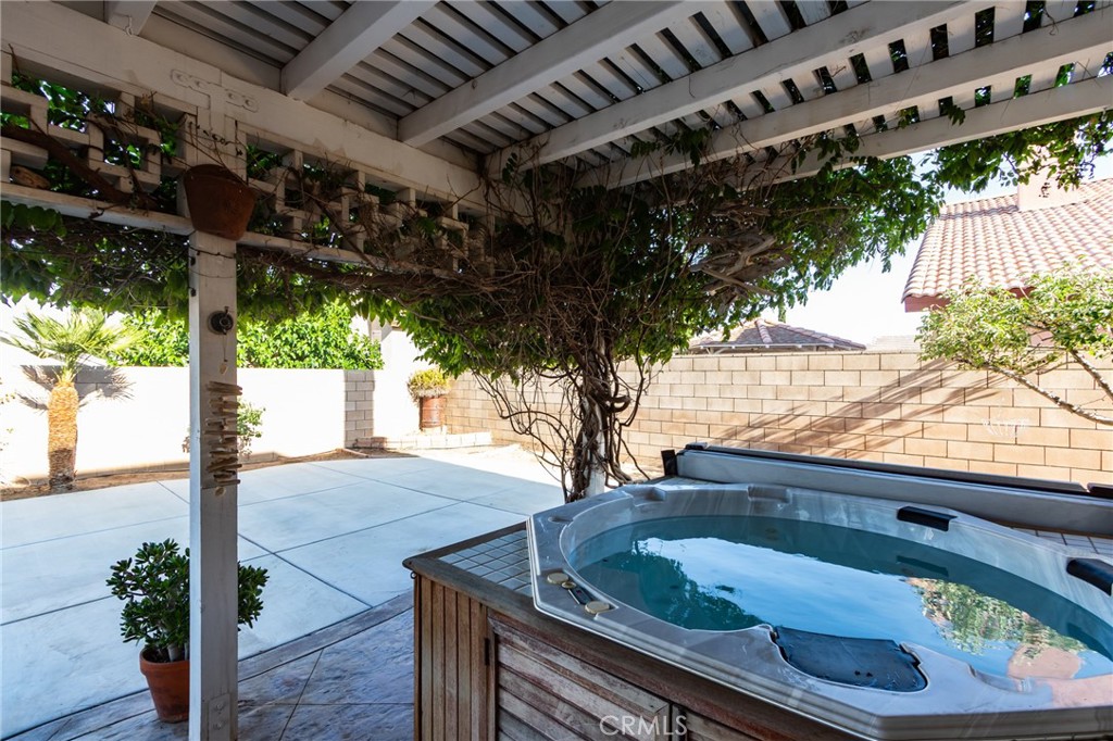 8961 Newcastle Avenue Property Photo 68