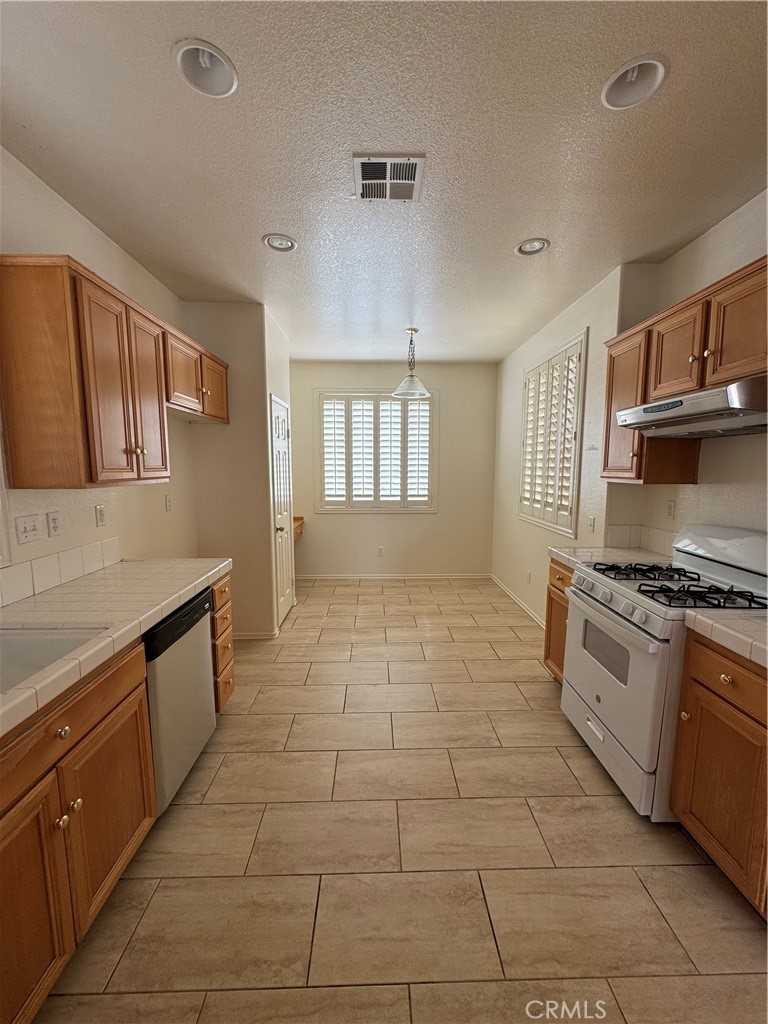 14543 Handsdale Street Property Photo 7