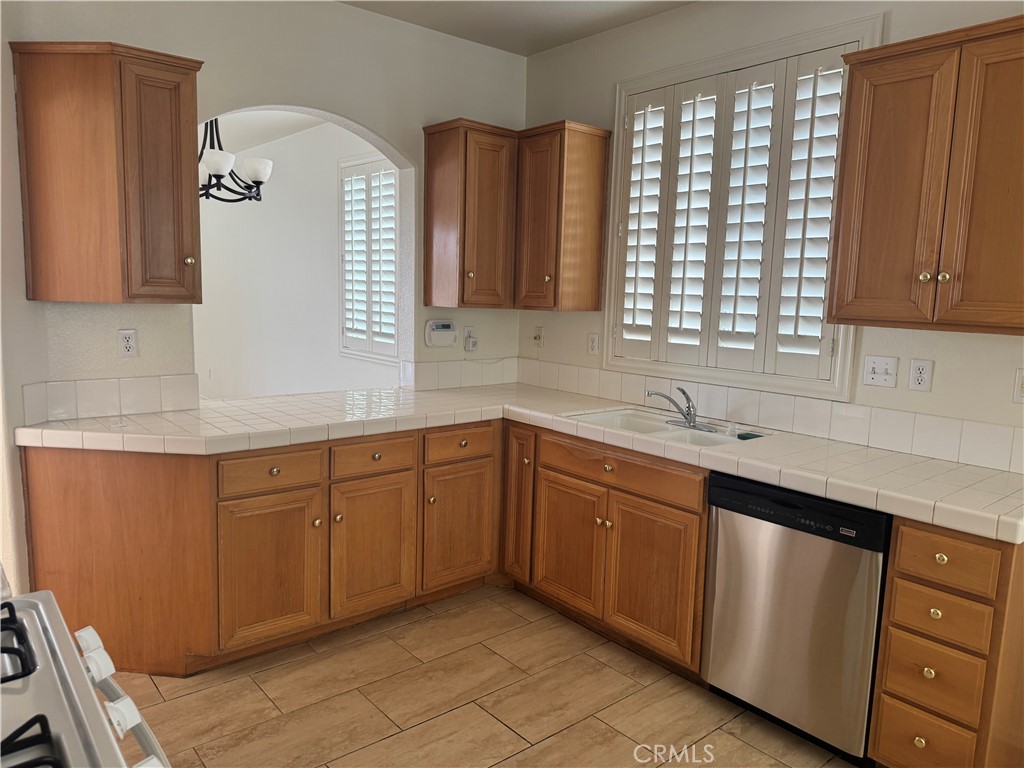 14543 Handsdale Street Property Photo 10