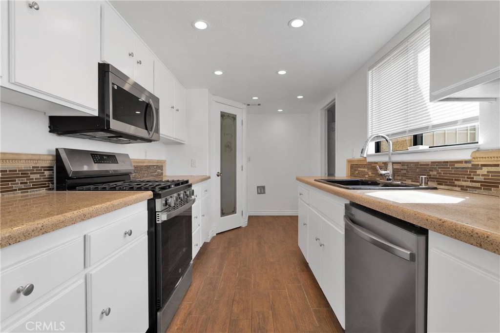 19002 Vine Street Property Photo 12