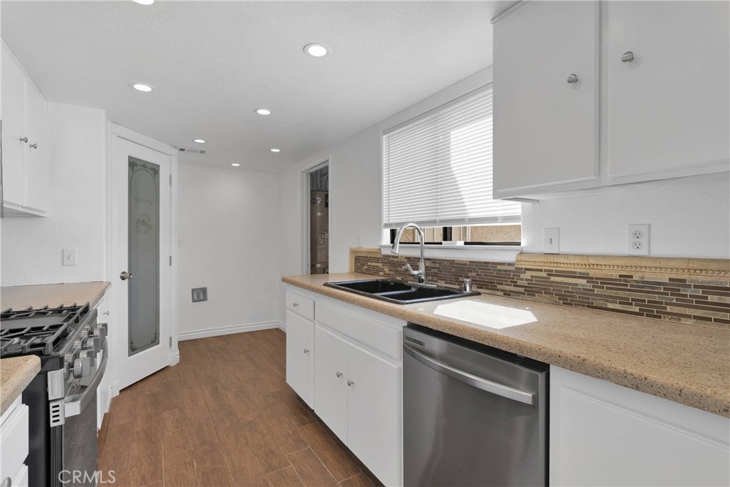 19002 Vine Street Property Photo 13