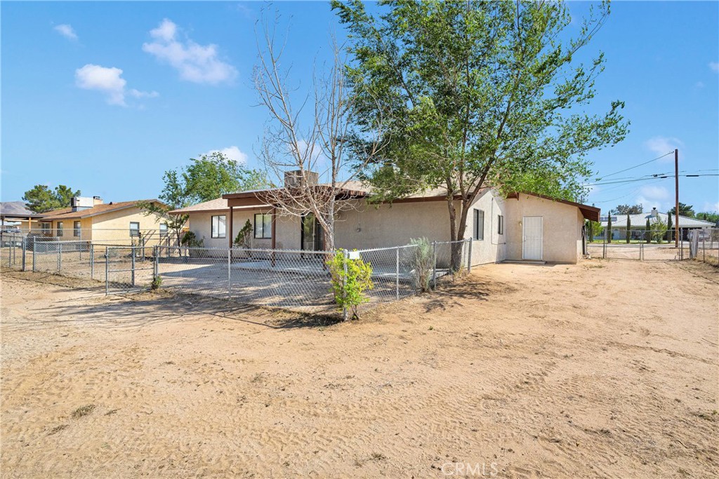 19002 Vine Street Property Photo 27