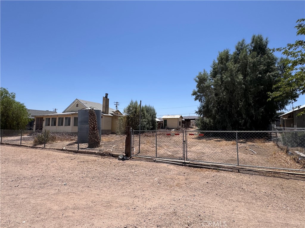 35587 National Trails Property Photo 2