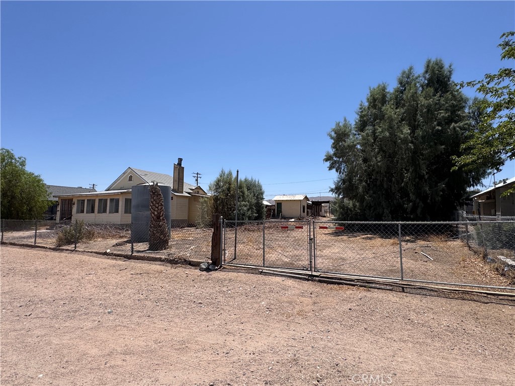 35587 National Trails Property Photo 2