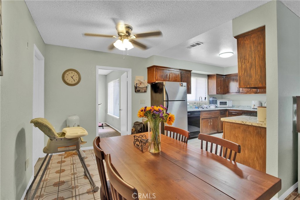 9431 7th Avenue Property Photo 8
