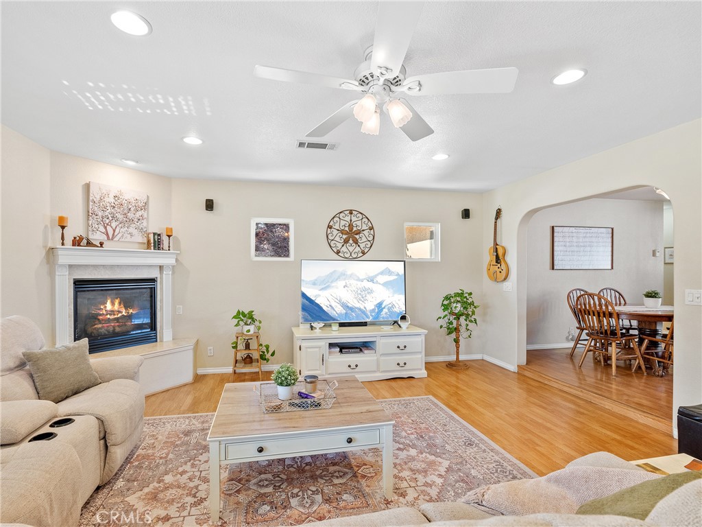 11330 Shangri La Avenue Property Photo 20