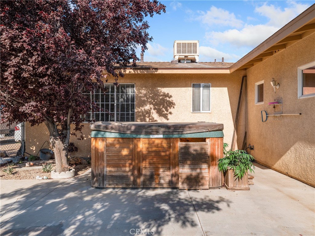 11330 Shangri La Avenue Property Photo 32