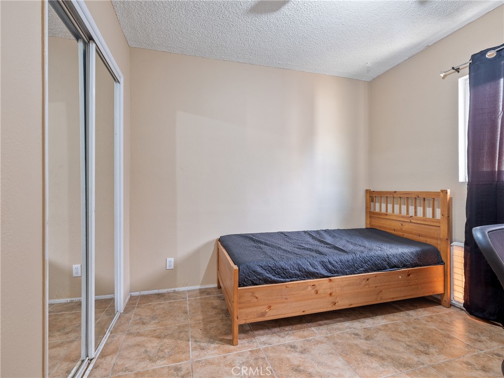 16009 Cajon Street Property Photo 17