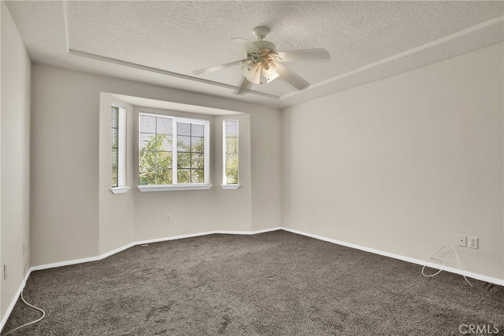 10903 E Avenue Property Photo 26