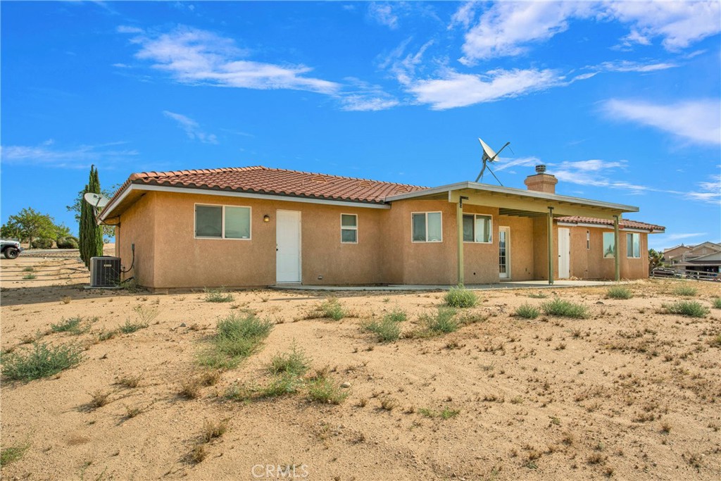 10903 E Avenue Property Photo 32