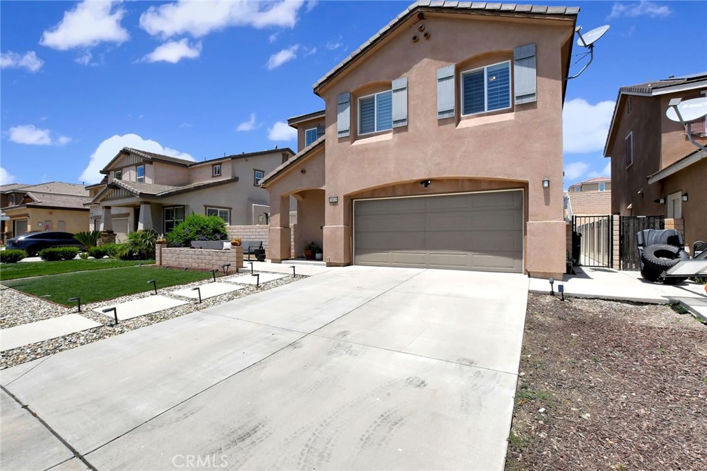 18026 Crabapple Court Property Photo 2