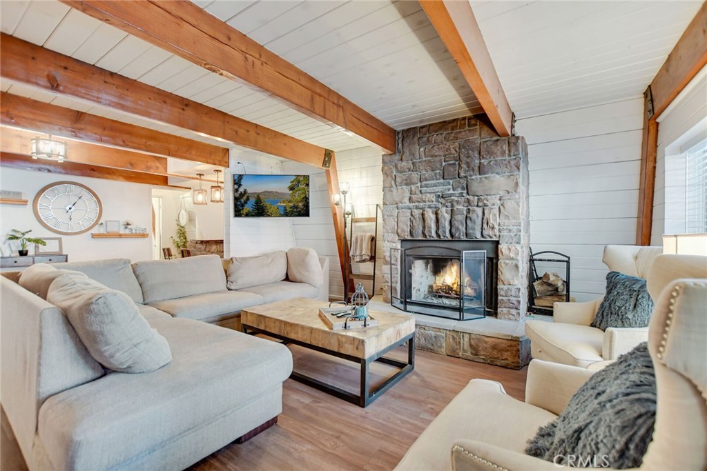 43075 Encino Road Property Photo 6