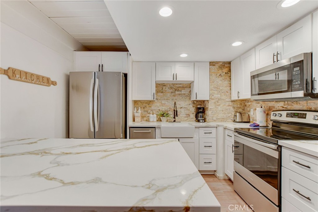 43075 Encino Road Property Photo 12