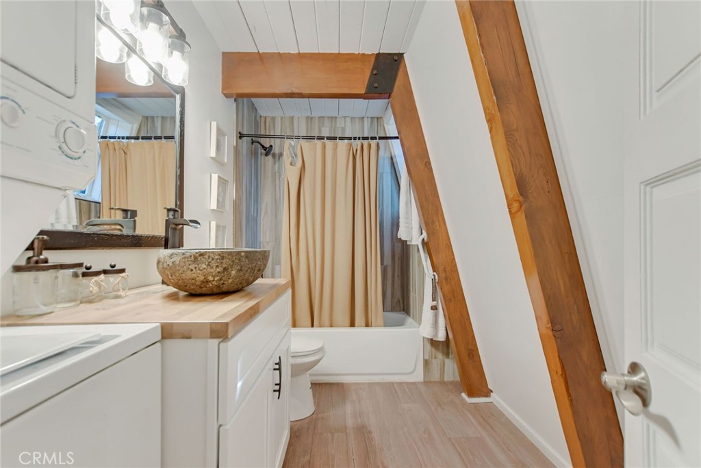43075 Encino Road Property Photo 18