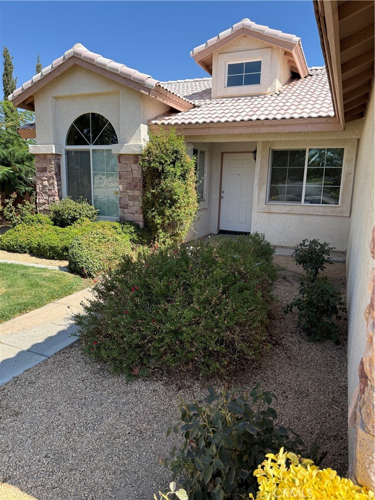 14106 Dartmouth Street Property Photo 3