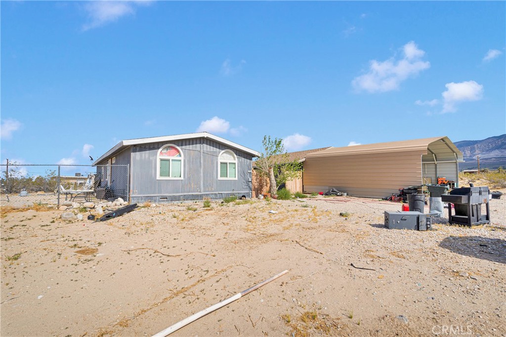9125 Visalia Avenue Property Photo 6