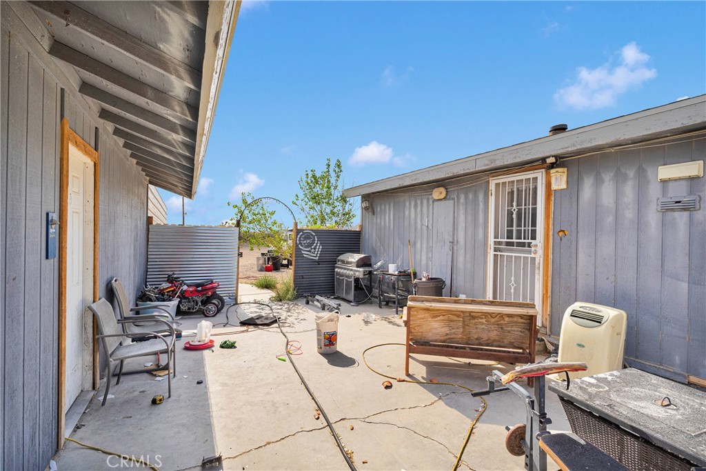 9125 Visalia Avenue Property Photo 24