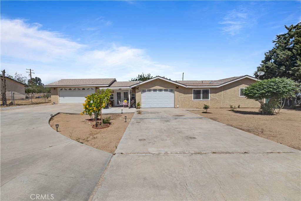 10070 Pyrite Avenue Property Photo 1