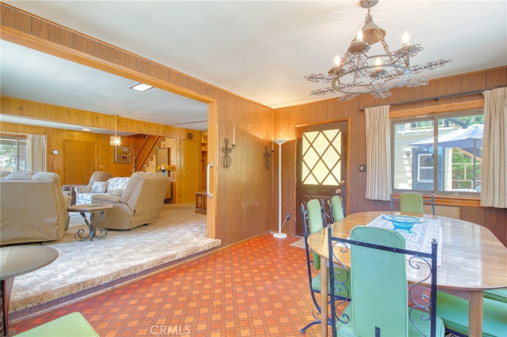 960 Snowbird Road Property Photo 13
