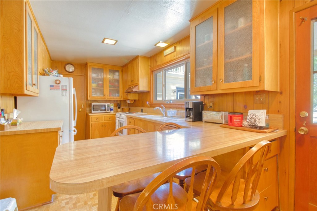 960 Snowbird Road Property Photo 15