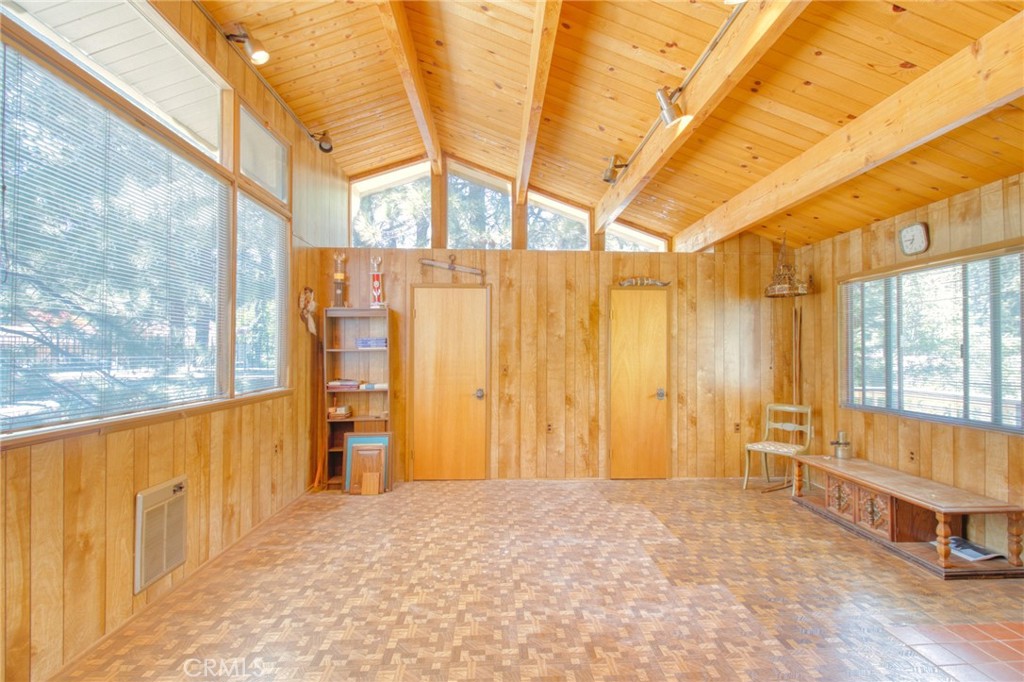 960 Snowbird Road Property Photo 37