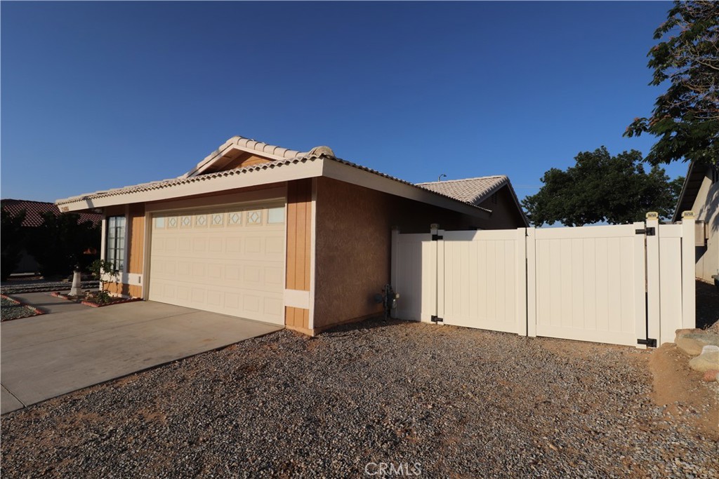 15481 Chaparral Street Property Photo 6