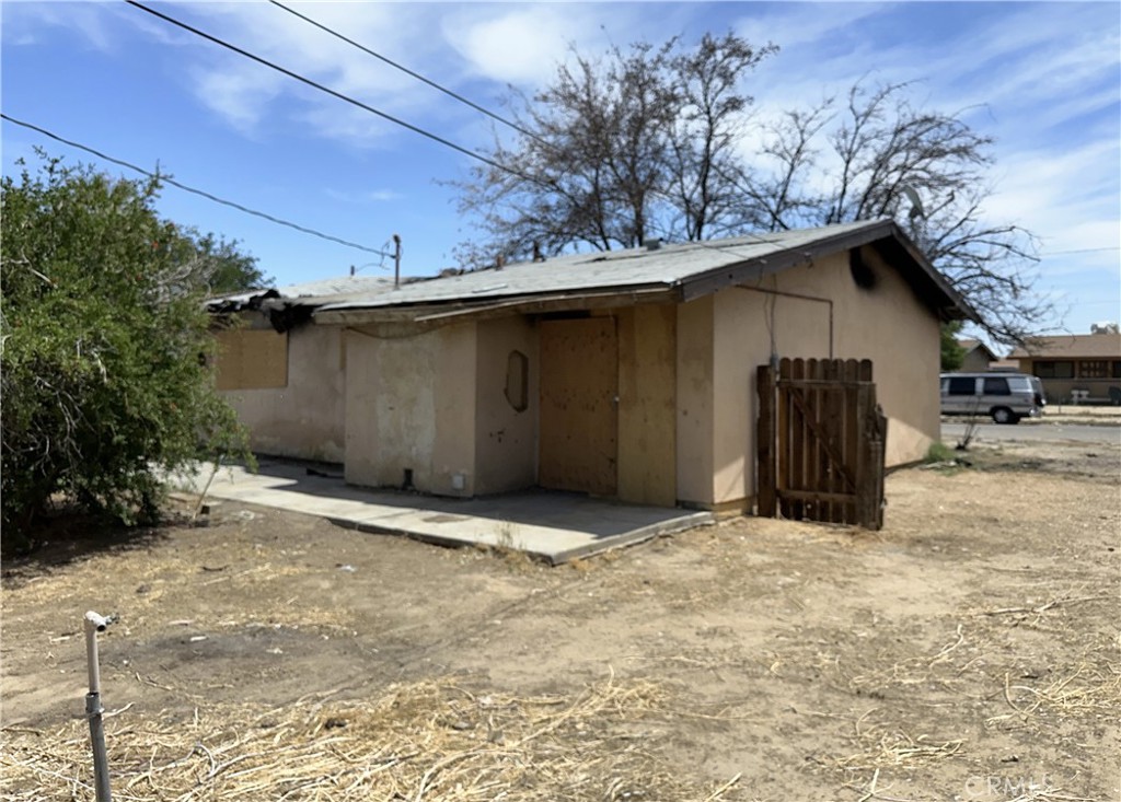 35216 Maple Street Property Photo 4