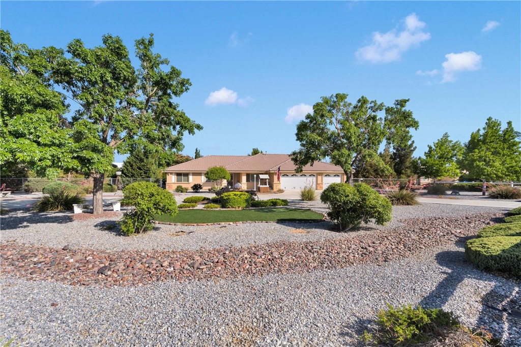 14908 Dakota Road Property Photo 4