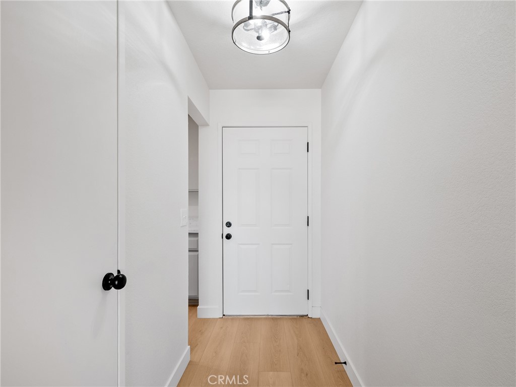 11319 1st Avenue Property Photo 5