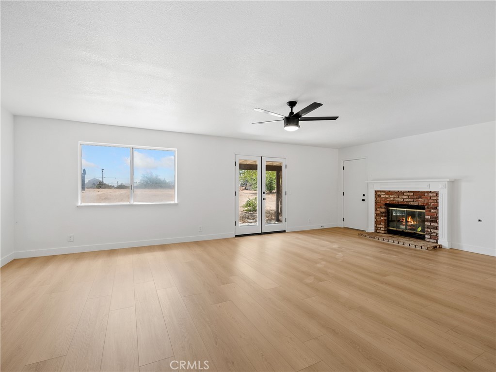 11319 1st Avenue Property Photo 6