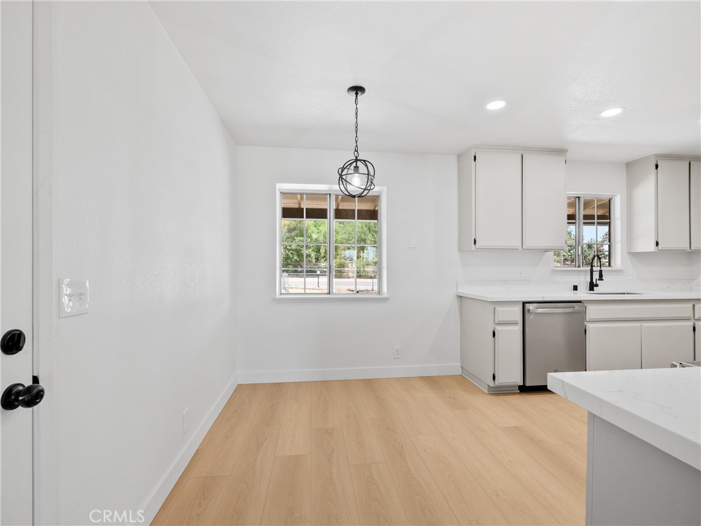 11319 1st Avenue Property Photo 9