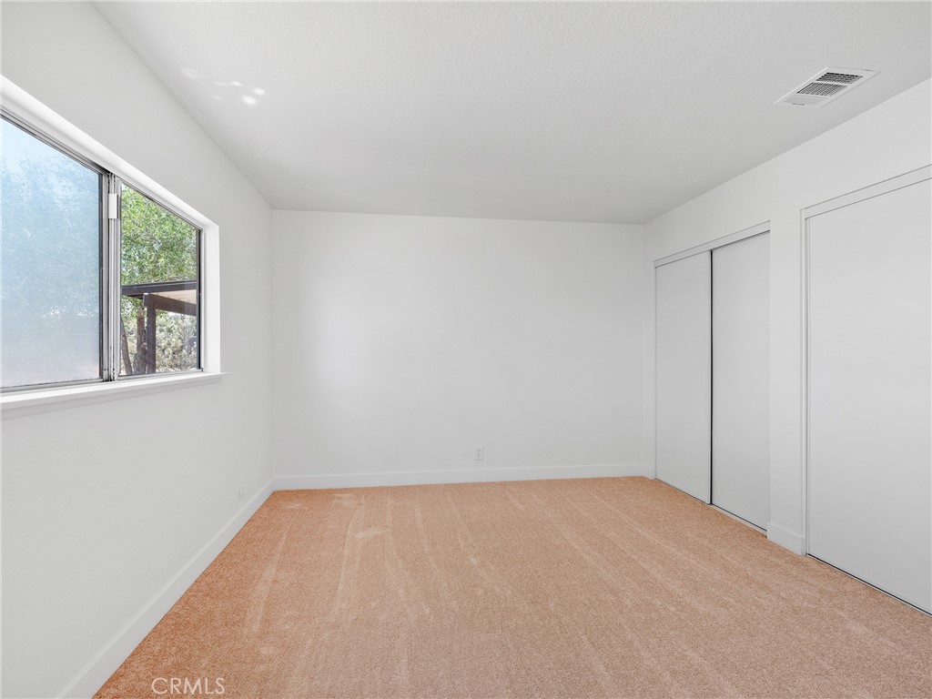 11319 1st Avenue Property Photo 19