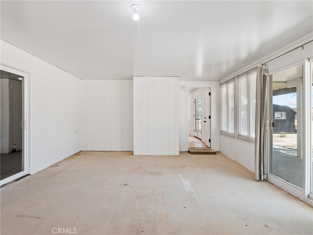 11319 1st Avenue Property Photo 24
